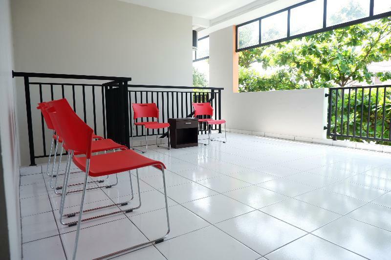 ג'קרטה Oyo 150 Harmoni Residence מראה חיצוני תמונה